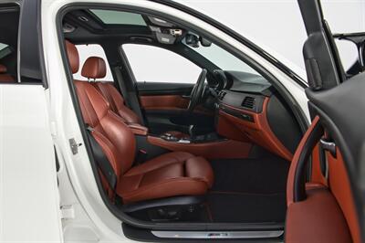 2011 BMW M3   - Photo 34 - Houston, TX 77092