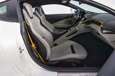2021 Ferrari Roma   - Photo 31 - Houston, TX 77092