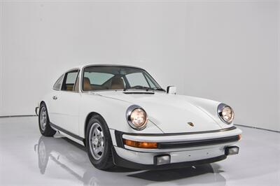 1976 Porsche 911   - Photo 2 - Houston, TX 77092