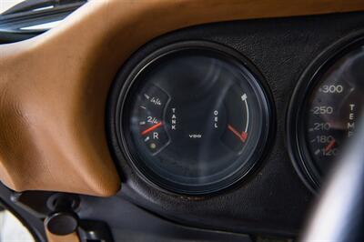 1976 Porsche 911   - Photo 21 - Houston, TX 77092