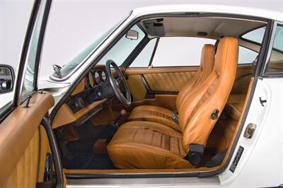 1976 Porsche 911   - Photo 15 - Houston, TX 77092