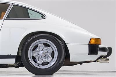 1976 Porsche 911   - Photo 7 - Houston, TX 77092