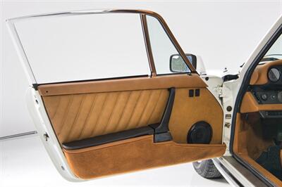 1976 Porsche 911   - Photo 14 - Houston, TX 77092