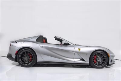 2023 Ferrari 812 GTS   - Photo 14 - Houston, TX 77092