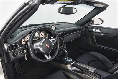 2012 Porsche 911 Carrera 4 GTS   - Photo 23 - Houston, TX 77092