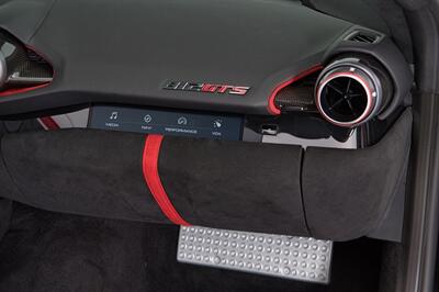2022 Ferrari 812 GTS   - Photo 31 - Houston, TX 77092