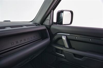 2024 Land Rover Defender 90 V8 Carpathian Edition   - Photo 31 - Houston, TX 77092