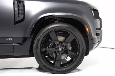 2024 Land Rover Defender 90 V8 Carpathian Edition   - Photo 17 - Houston, TX 77092