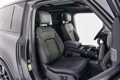 2024 Land Rover Defender 90 V8 Carpathian Edition   - Photo 33 - Houston, TX 77092