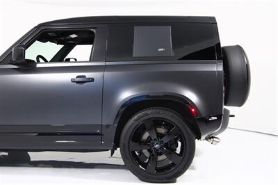 2024 Land Rover Defender 90 V8 Carpathian Edition   - Photo 7 - Houston, TX 77092