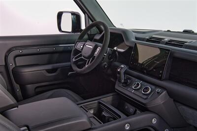 2024 Land Rover Defender 90 V8 Carpathian Edition   - Photo 36 - Houston, TX 77092