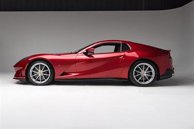 2021 Ferrari 812 GTS - Photo 4 - Houston, TX 77092