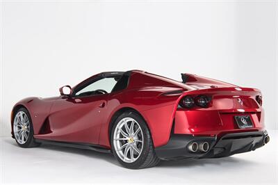 2021 Ferrari 812 GTS - Photo 8 - Houston, TX 77092