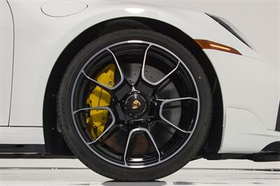 2021 Porsche 911 Turbo S   - Photo 16 - Houston, TX 77092