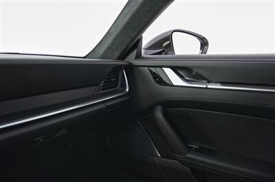 2021 Porsche 911 Turbo S   - Photo 30 - Houston, TX 77092