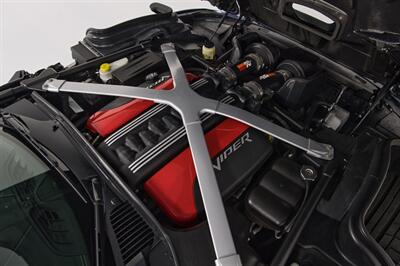 2014 Dodge SRT Viper GTS   - Photo 44 - Houston, TX 77092