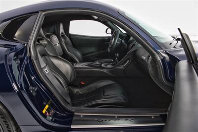 2014 Dodge SRT Viper GTS   - Photo 32 - Houston, TX 77092