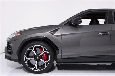 2021 Lamborghini Urus   - Photo 6 - Houston, TX 77092