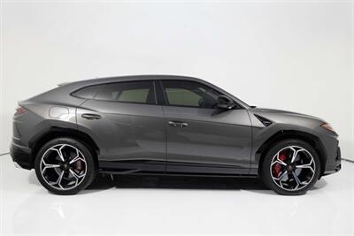 2021 Lamborghini Urus - Photo 11 - Houston, TX 77092