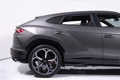 2021 Lamborghini Urus   - Photo 14 - Houston, TX 77092