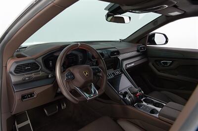 2021 Lamborghini Urus   - Photo 21 - Houston, TX 77092