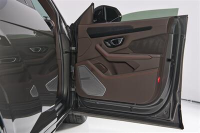 2021 Lamborghini Urus   - Photo 31 - Houston, TX 77092