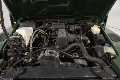 1997 Land Rover Defender 90   - Photo 46 - Houston, TX 77092