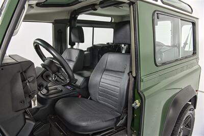 1997 Land Rover Defender 90   - Photo 20 - Houston, TX 77092