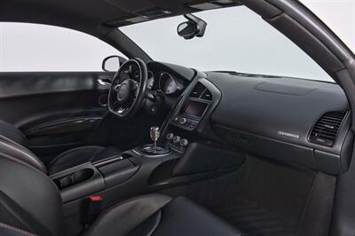 2012 Audi R8 5.2 quattro   - Photo 30 - Houston, TX 77092