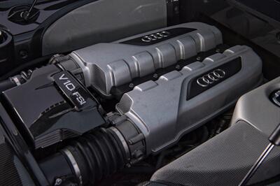 2012 Audi R8 5.2 quattro   - Photo 43 - Houston, TX 77092