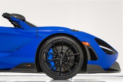 2022 McLaren 765LT Spider   - Photo 18 - Houston, TX 77092