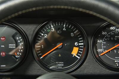 1984 Porsche 911 Carrera   - Photo 27 - Houston, TX 77092