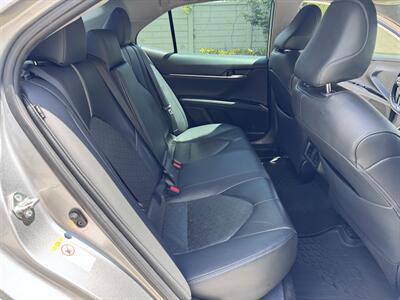 2019 Toyota Camry XSE   - Photo 17 - Miami, FL 33147