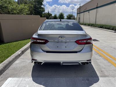 2019 Toyota Camry XSE   - Photo 6 - Miami, FL 33147
