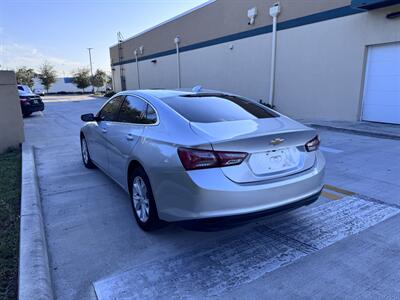 2020 Chevrolet Malibu LT   - Photo 5 - Miami, FL 33147