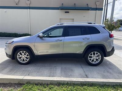 2017 Jeep Cherokee Latitude - Photo 8 - Miami, FL 33147