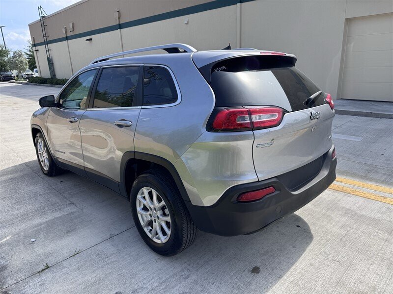 2017 Jeep Cherokee Latitude - Photo 7 - Miami, FL 33147