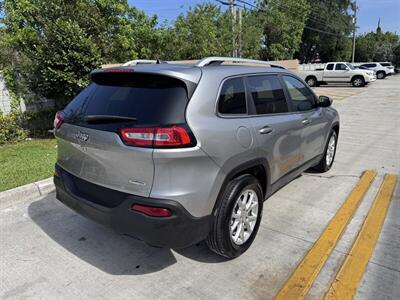 2017 Jeep Cherokee Latitude - Photo 5 - Miami, FL 33147