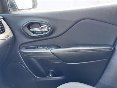 2017 Jeep Cherokee Latitude - Photo 12 - Miami, FL 33147