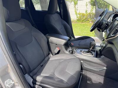 2017 Jeep Cherokee Latitude - Photo 16 - Miami, FL 33147