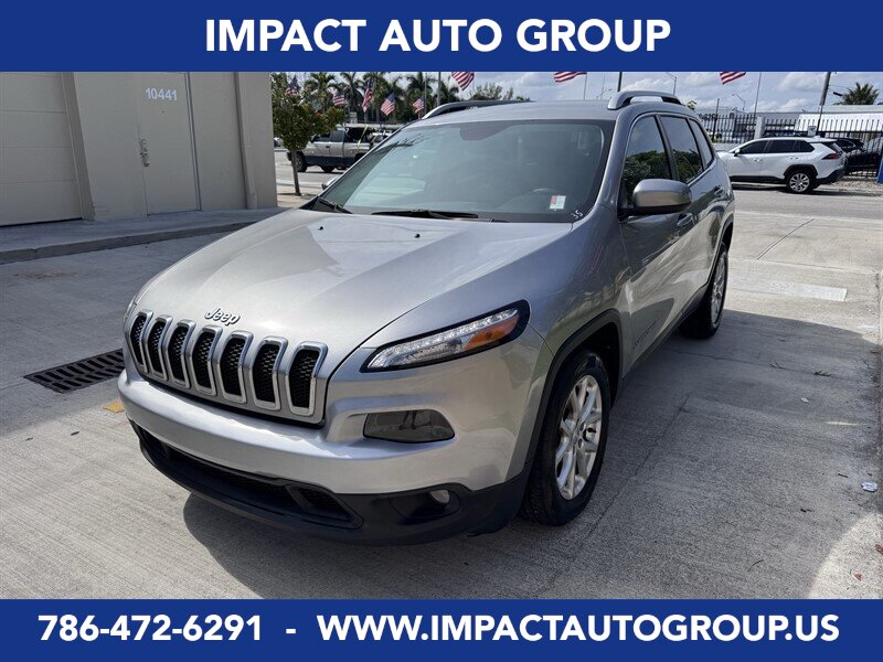 2017 Jeep Cherokee Latitude   - Photo 1 - Miami, FL 33147