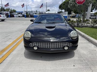 2002 Ford Thunderbird Deluxe   - Photo 2 - Miami, FL 33147