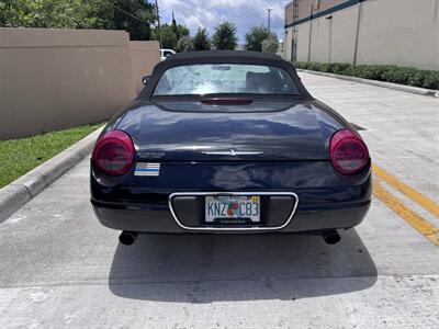 2002 Ford Thunderbird Deluxe   - Photo 5 - Miami, FL 33147