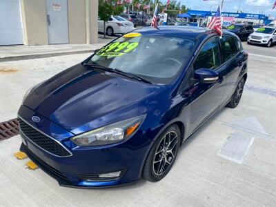 2017 Ford Focus SEL   - Photo 9 - Miami, FL 33147