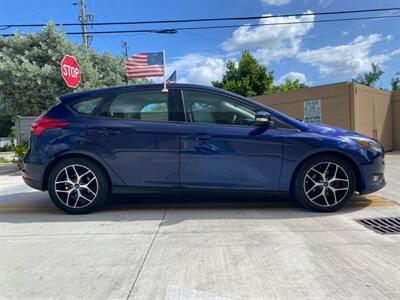 2017 Ford Focus SEL   - Photo 14 - Miami, FL 33147