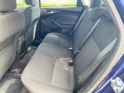 2017 Ford Focus SEL   - Photo 32 - Miami, FL 33147