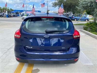 2017 Ford Focus SEL   - Photo 16 - Miami, FL 33147