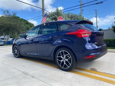 2017 Ford Focus SEL   - Photo 20 - Miami, FL 33147