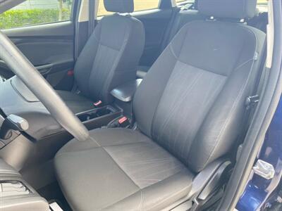 2017 Ford Focus SEL   - Photo 23 - Miami, FL 33147