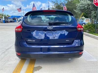 2017 Ford Focus SEL   - Photo 19 - Miami, FL 33147